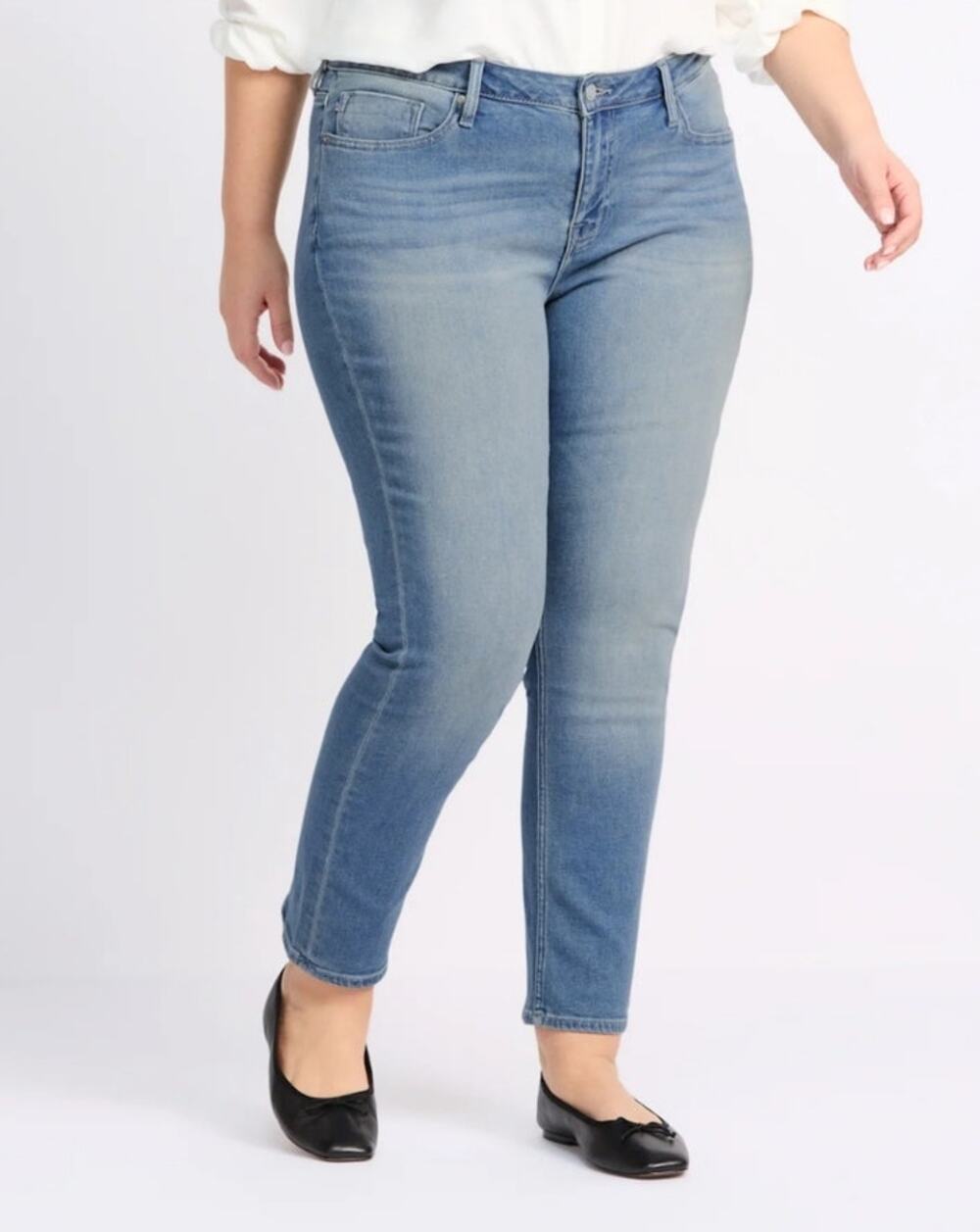 NWT Vigoss Marley Mid Rise Skinny Jean Size 24